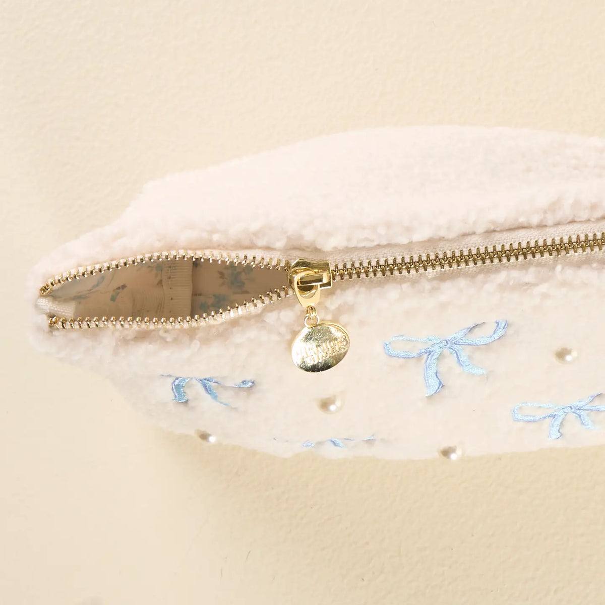 Teddy Pouch