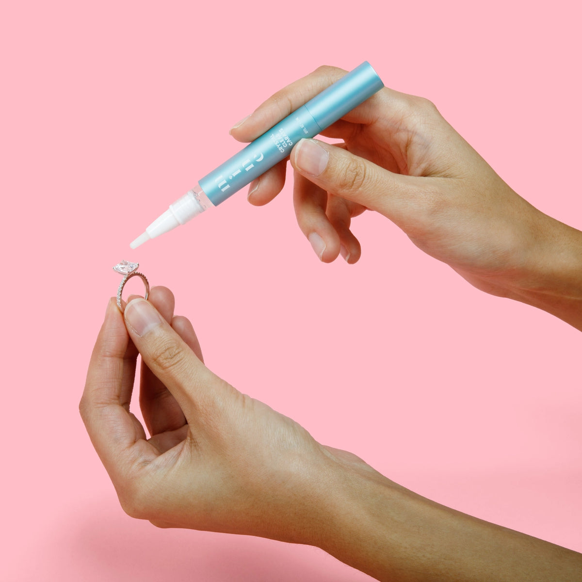 Crystal Clear On the Go Ring and Jewelry Cleaner Pen
