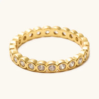 Evie Circle Ring