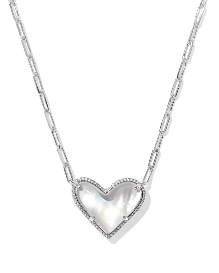 Ari Heart Statement Short Pendant Necklace