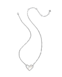 Ari Heart Statement Short Pendant Necklace