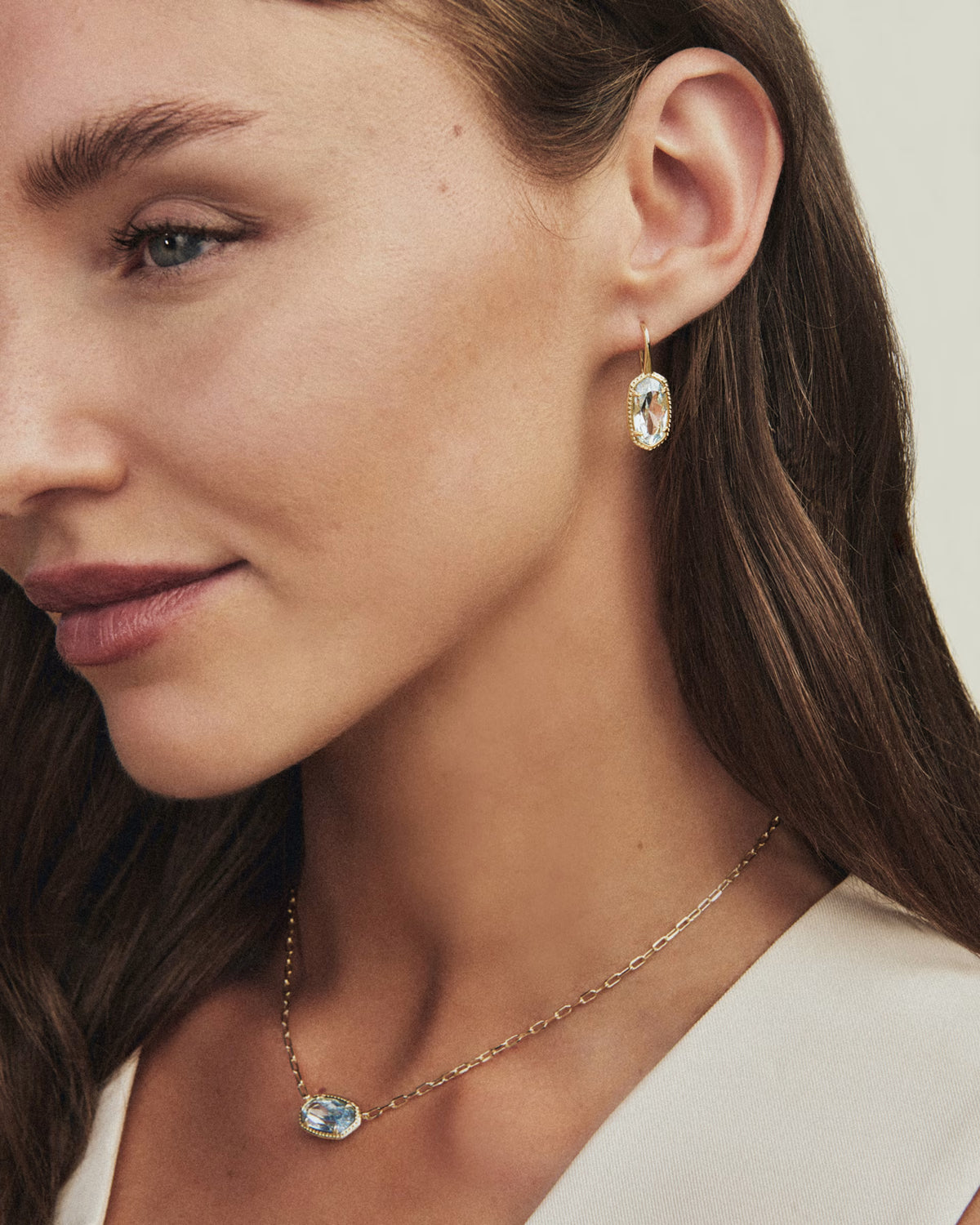 The Elisa Luxe Gold Short Pendant Necklace