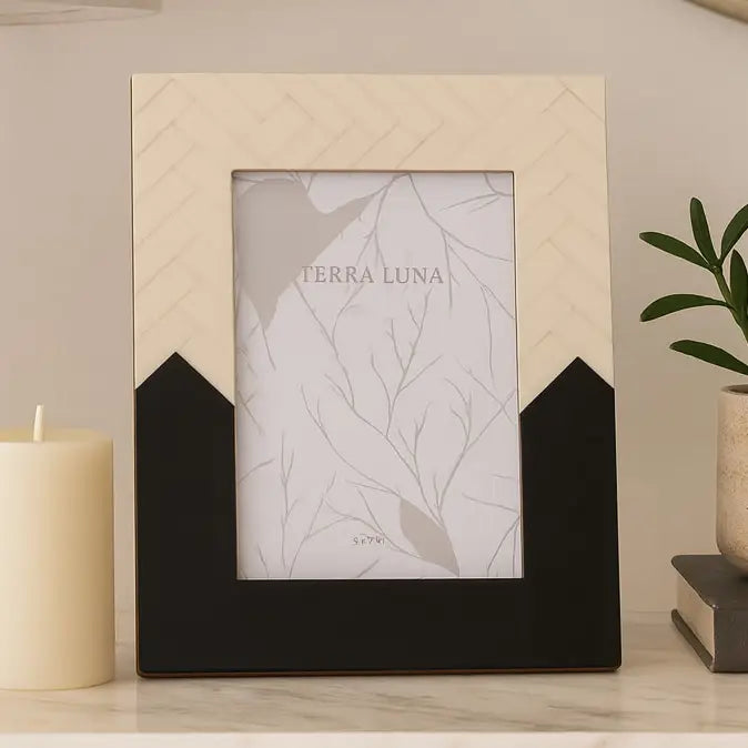 Ivory/Black Resin Herringbone 2-Tone Frame