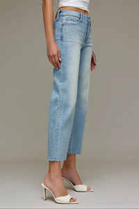 Ella Light Wash Cropped Jean