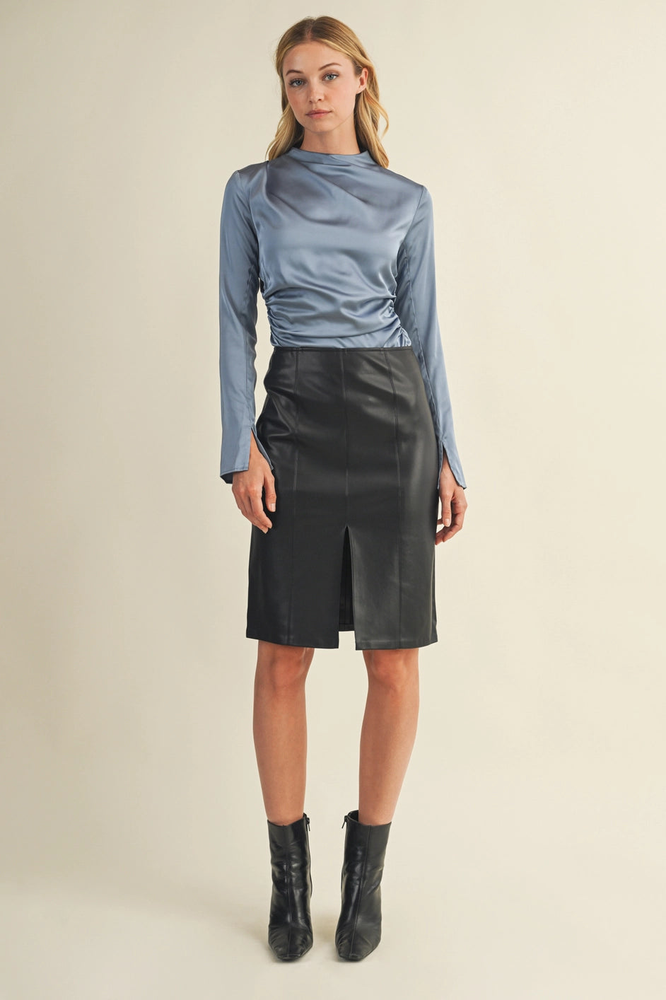 Seamed Pencil Skirt