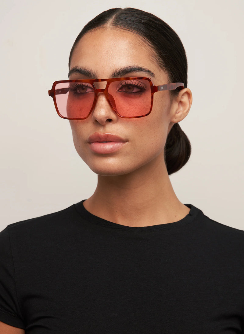 Zoya Orange Tort-Pink Sunglasses