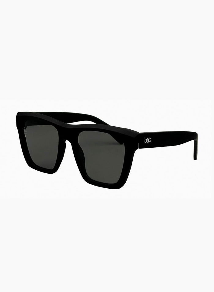 Aspen Black Tort. Sunglasses